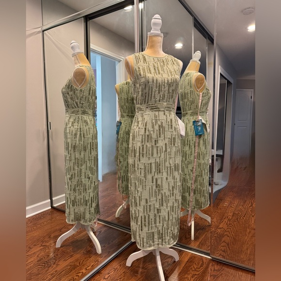 Mac Duggal Sleeveless Dress - Picture 5 of 5